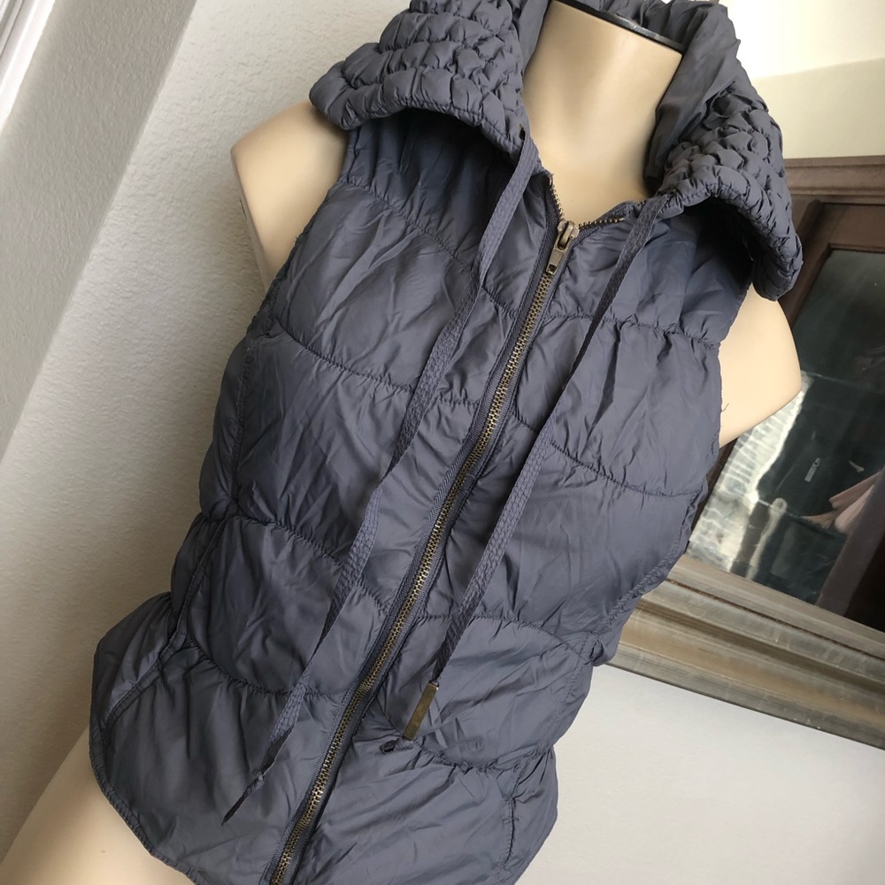 Women's Gray Quilted Vest